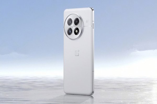聚赢盘 一加15获3C认证 博主：屏幕是大杀器 素质冲击TOP1
